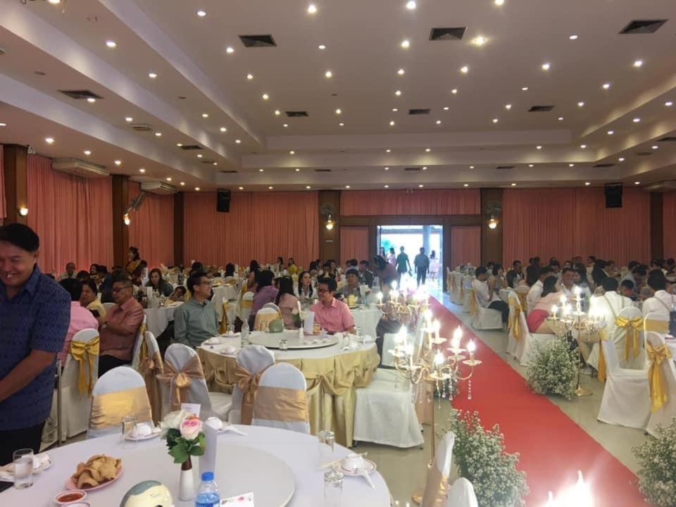 Kp Hotel Udonthani Kumphawapi Kültér fotó