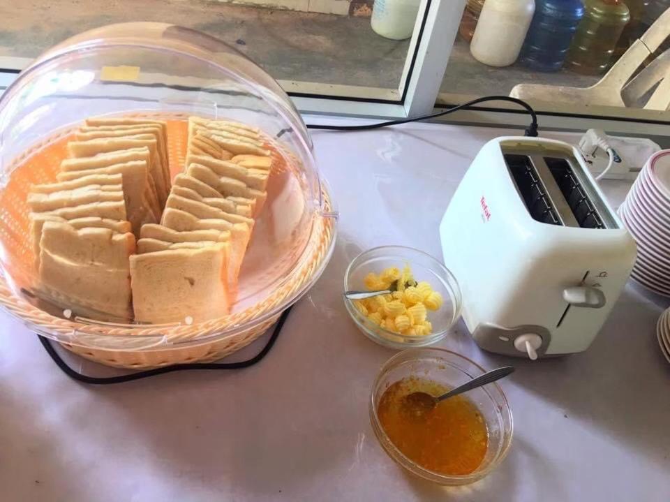 Kp Hotel Udonthani Kumphawapi Kültér fotó