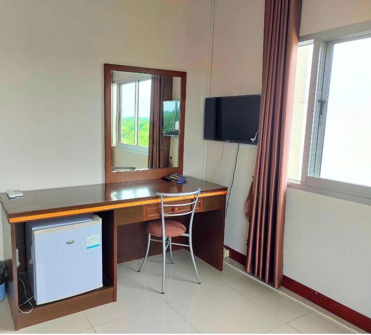 Kp Hotel Udonthani Kumphawapi Kültér fotó