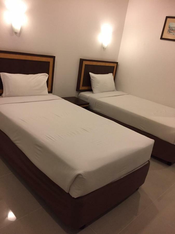 Kp Hotel Udonthani Kumphawapi Kültér fotó